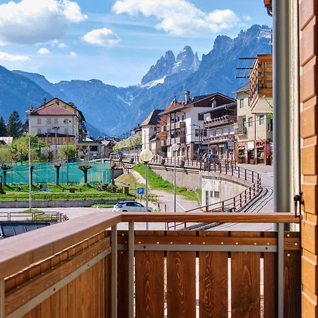Piano Terra Vista Lago Auronzo di Cadore Kültér fotó