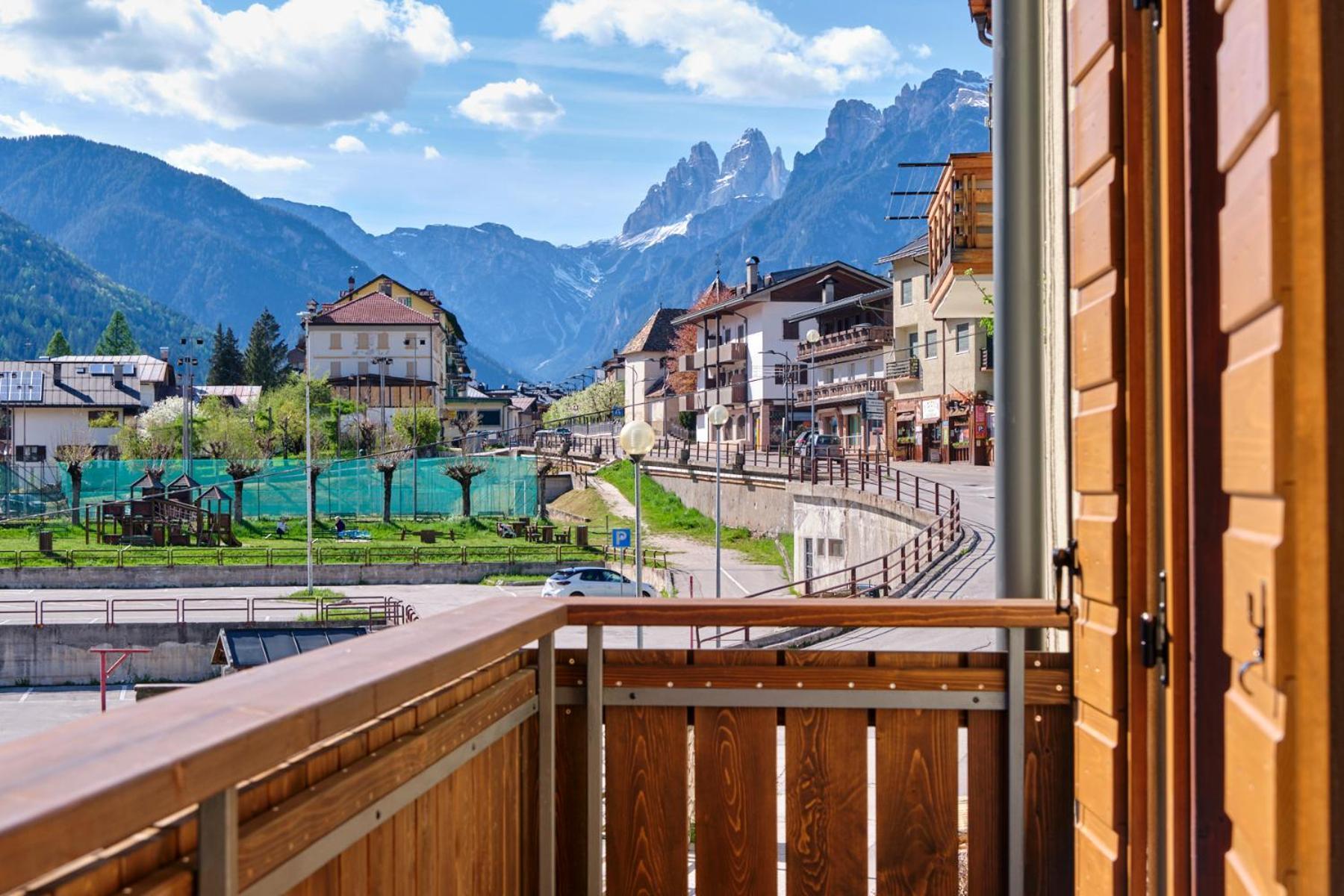 Piano Terra Vista Lago Auronzo di Cadore Kültér fotó